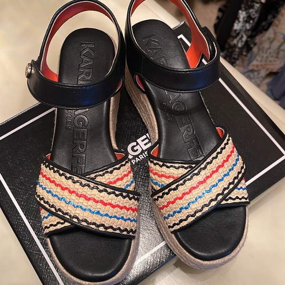 NIB!! Karl Lagerfeld Celeste Platform Wedge Sandal (Size 8) - Picture 2 of 7